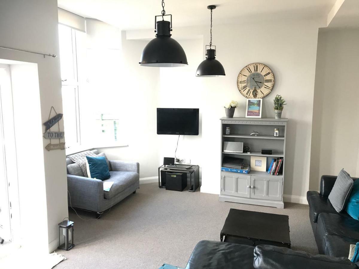 Wight View, Flat 2 Rosslyn House Apartamento Swanage Exterior foto
