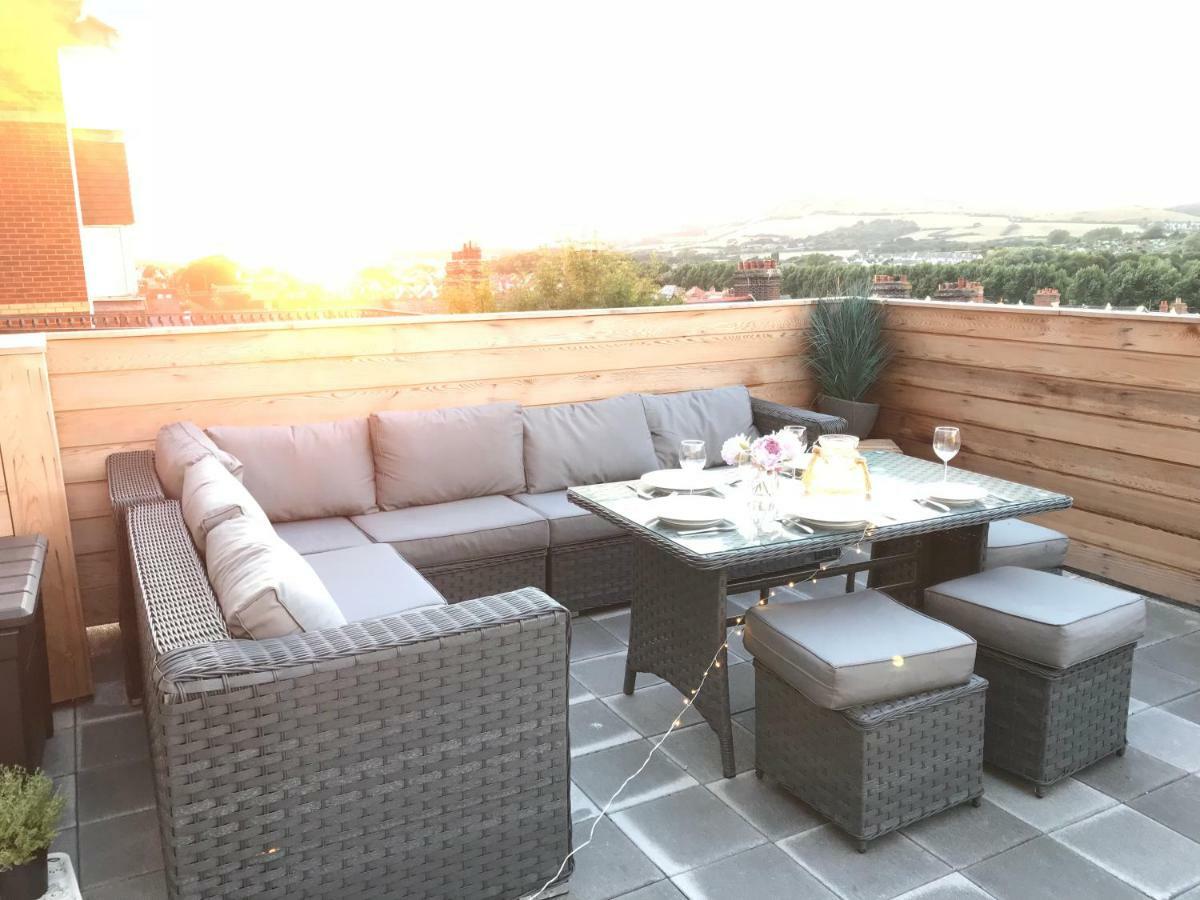Wight View, Flat 2 Rosslyn House Apartamento Swanage Exterior foto